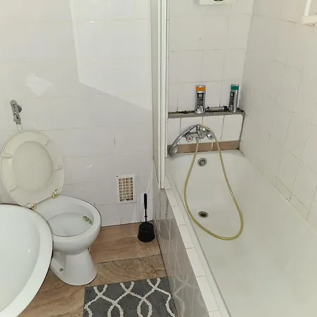 Vandrarhem Bett Im Durchgangszimmer *