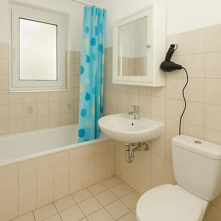 Bett Im Durchgangszimmer * Essen